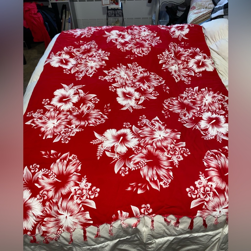 Hawaii print scarf
